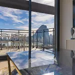 Sunrise Tower - Great Location - 5 Minutes Walk To The Sea Apartmán