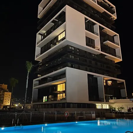 Sunrise Tower Apartment *