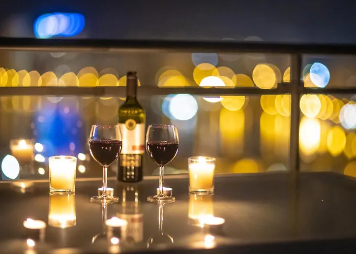 Apartament Sunrise Tower - Great Location - 5 Minutes Walk To The Sea *